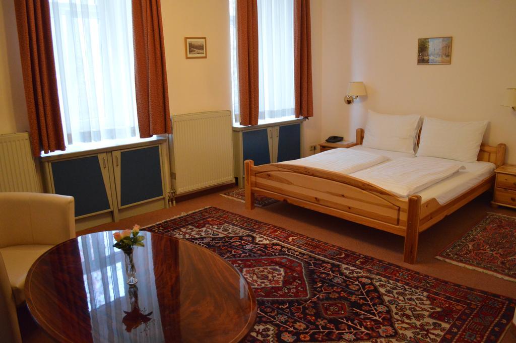 Hotel Pension Walzerstadt Wien Værelse billede