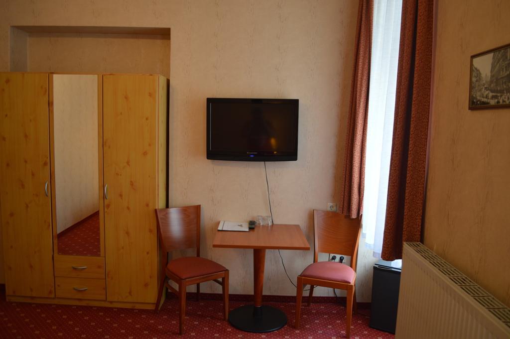 Hotel Pension Walzerstadt Wien Eksteriør billede